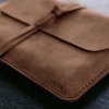 hecho. Hülle mit Stifthalter für iPad Pro 11“ M1-M4 (2018-2024) Handmade | Pull-Up Leder "Pablo"