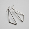 nahili OHRRINGE - Triangel - minimal Ohrschmuck Weißgold plattiert 