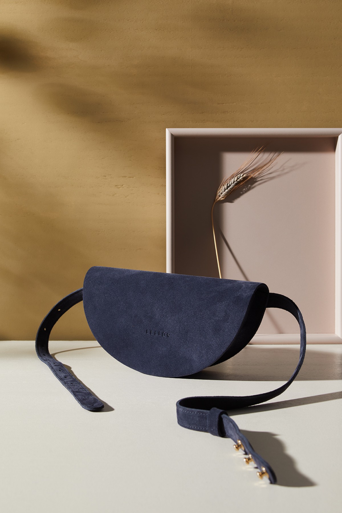 LELLOR Halfmoon Bag "Navy Blue"