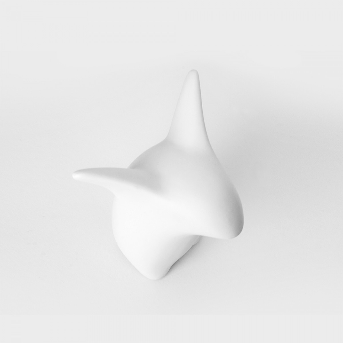 halblang | Curious Penguin | Dekofigur | Porzellan