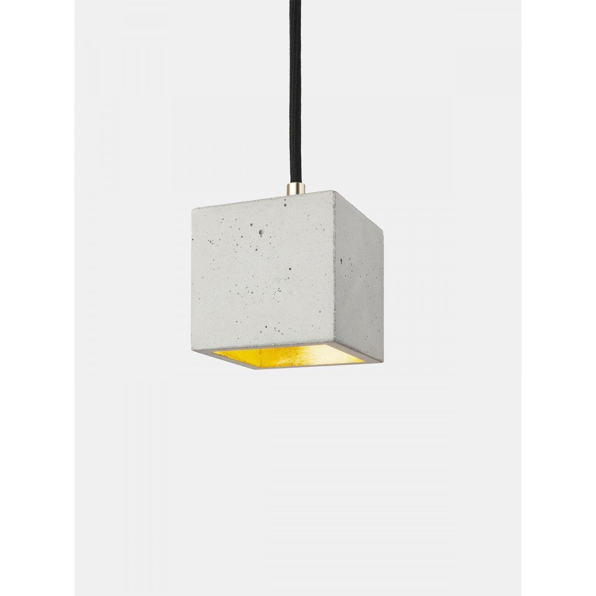 GANTlights - [B6] Hängelampe quadratisch klein
Beton und Gold