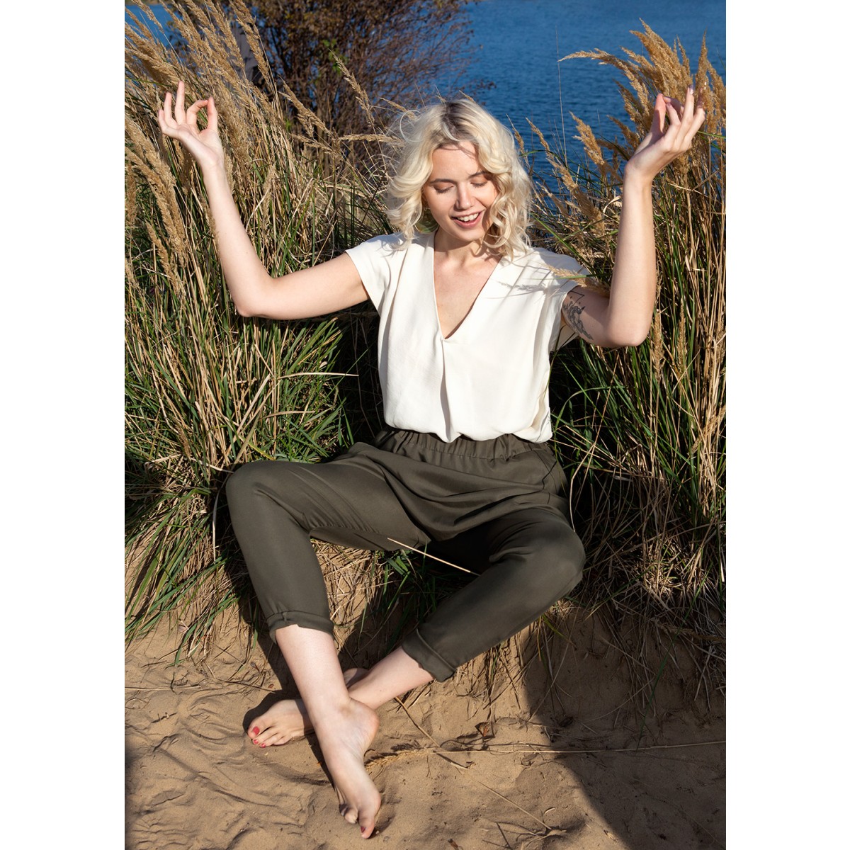 BLUSE “OFF BEAT” AUS TENCEL IN OFFWHITE
