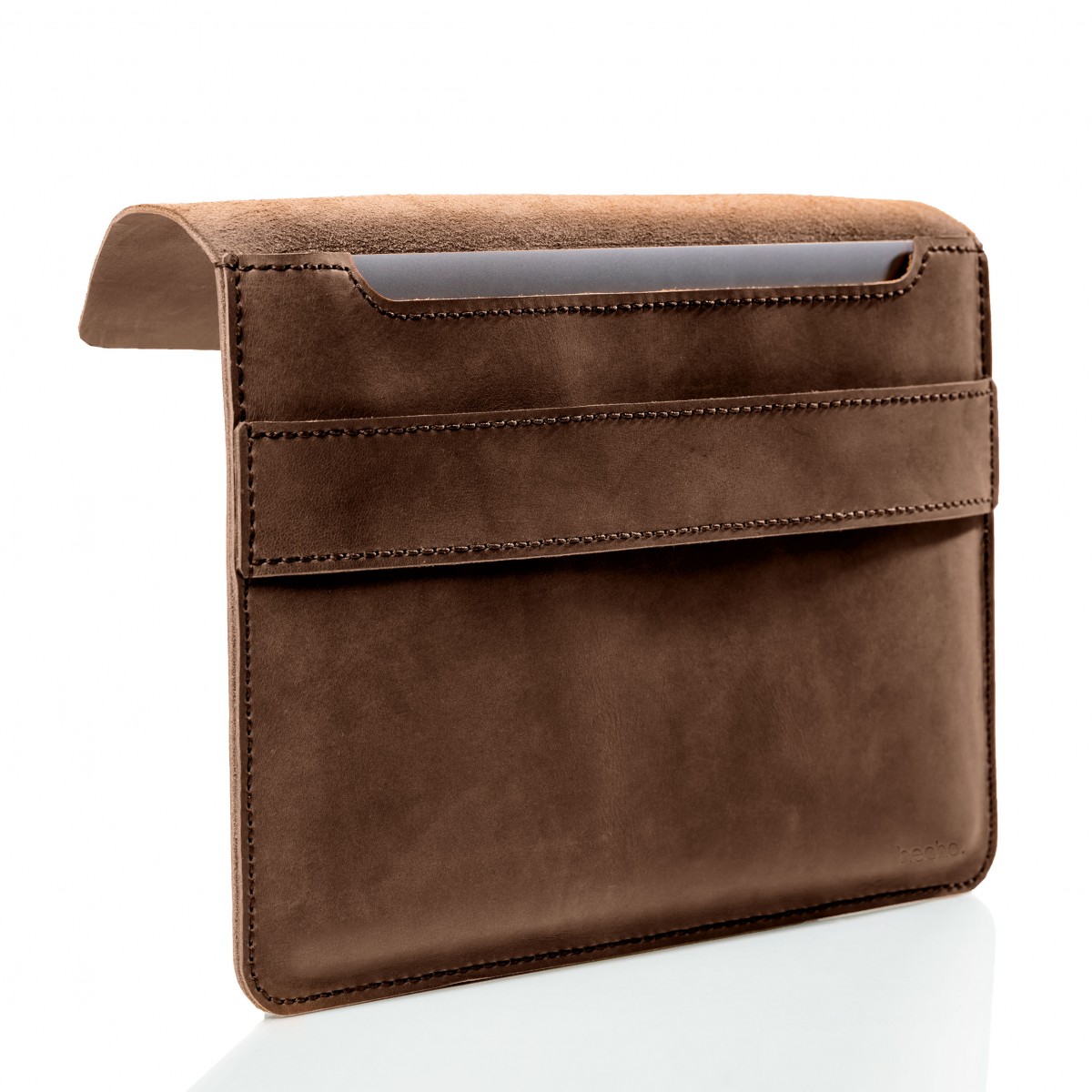hecho. Hülle aus Pull-Up Leder für MacBook Pro 16“ | Handmade & Fair-Fashion | "Fernando"