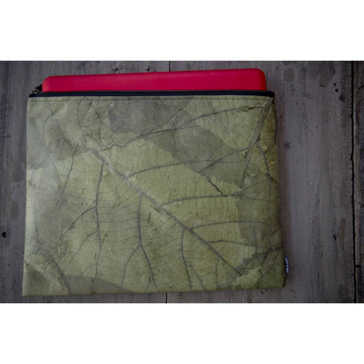 Laptop Hülle aus Blättern, wasserabweisende Notebook Tasche 13 - 14 Zoll in grün