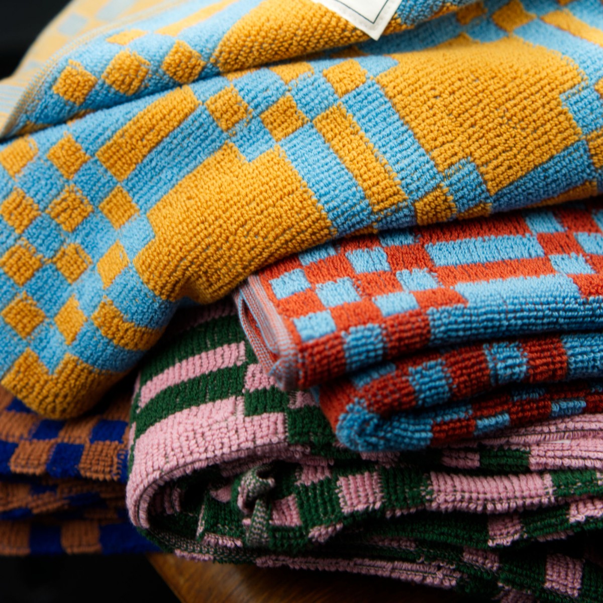 Towel.Studio | Frottee Handtuch Weave | Azure & Chestnut
