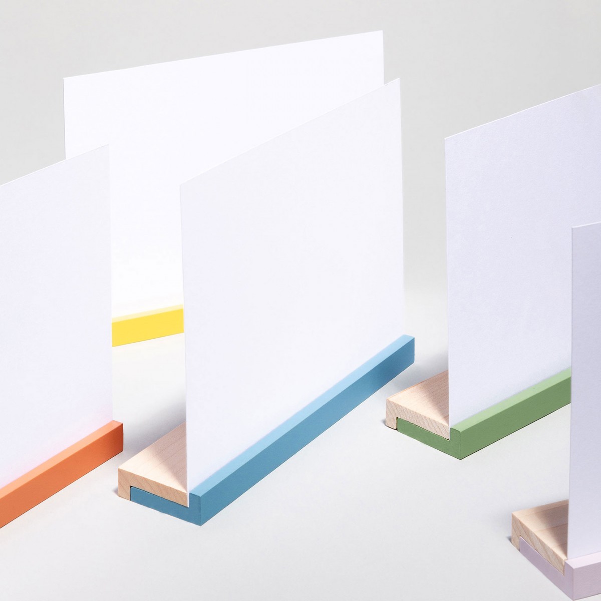 LOOP Postkarten und Fotohalter Gelb / Ahornholz - Corteccia