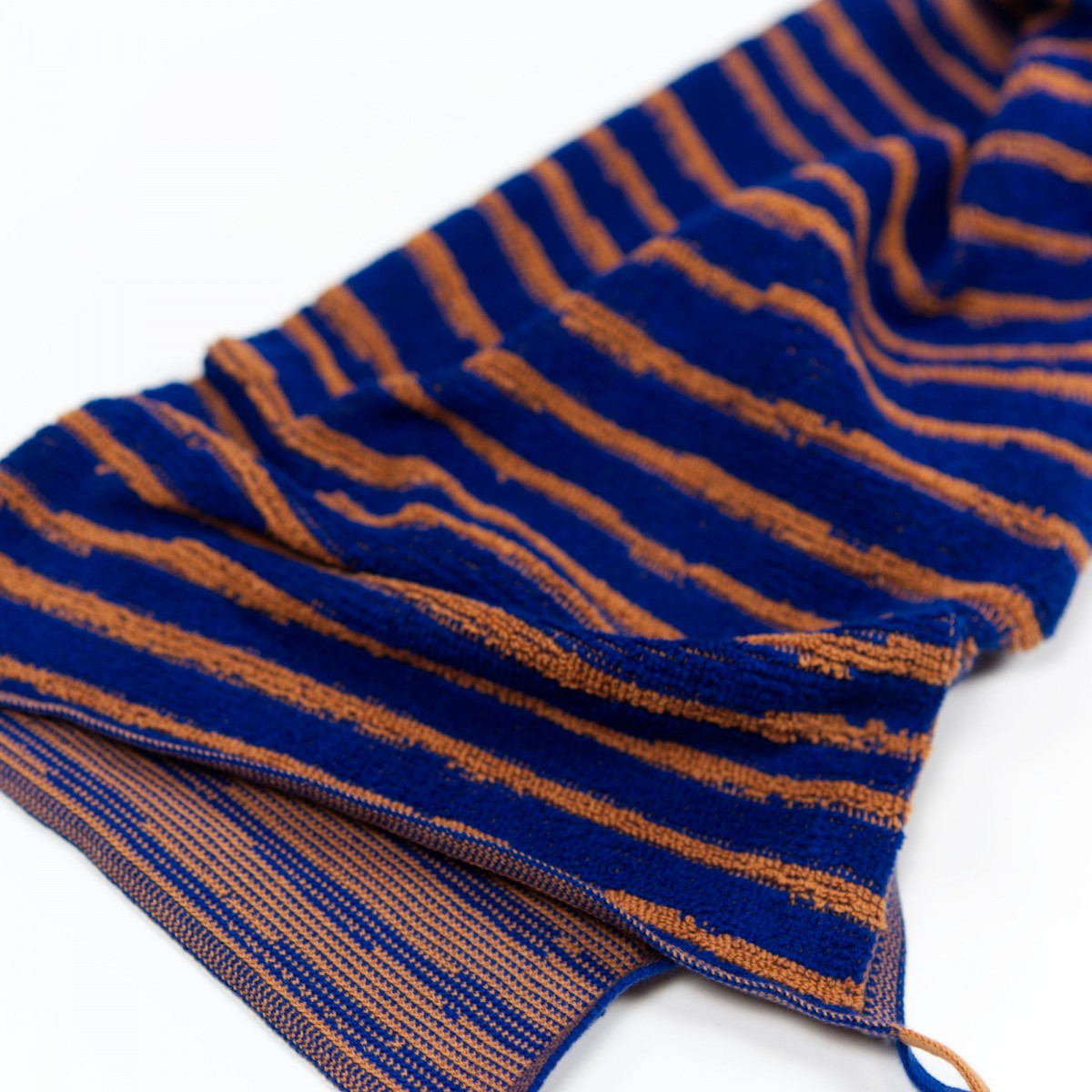 Towel.Studio | Stripe Küchenandtuch | Azure & Chestnut