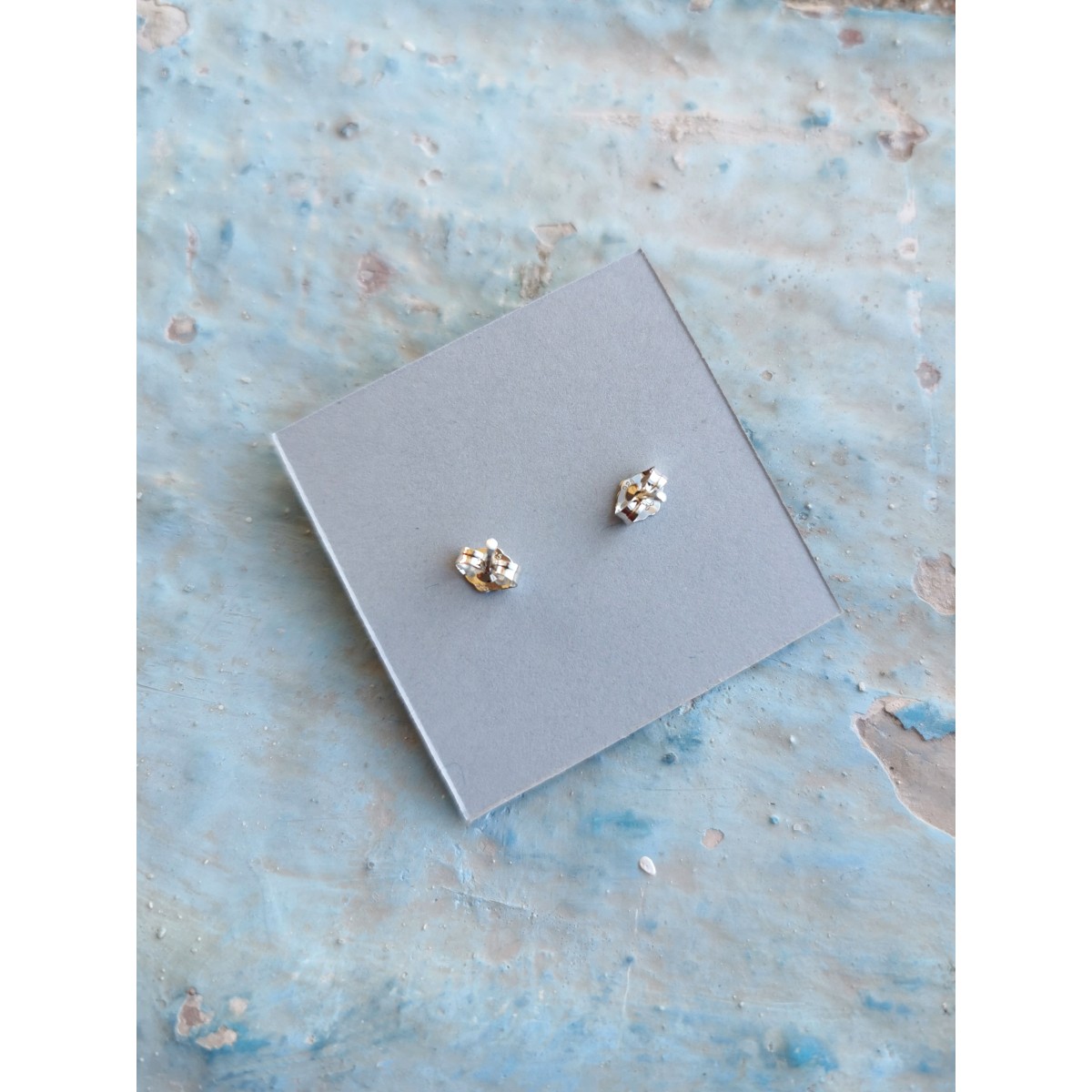 Zarte Amazonit-Ohrstecker • Sterling Silber / Gold Filled / Roségold • Minimalistisches Design, nachhaltig handgefertigt • Weihnachtsgeschenk mit Bedeutung