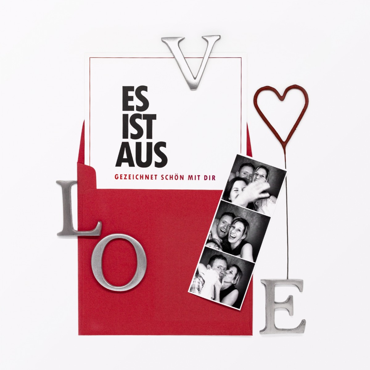 TYPOP Postkarte "Es ist aus" quadratisch inkl. Umschlag