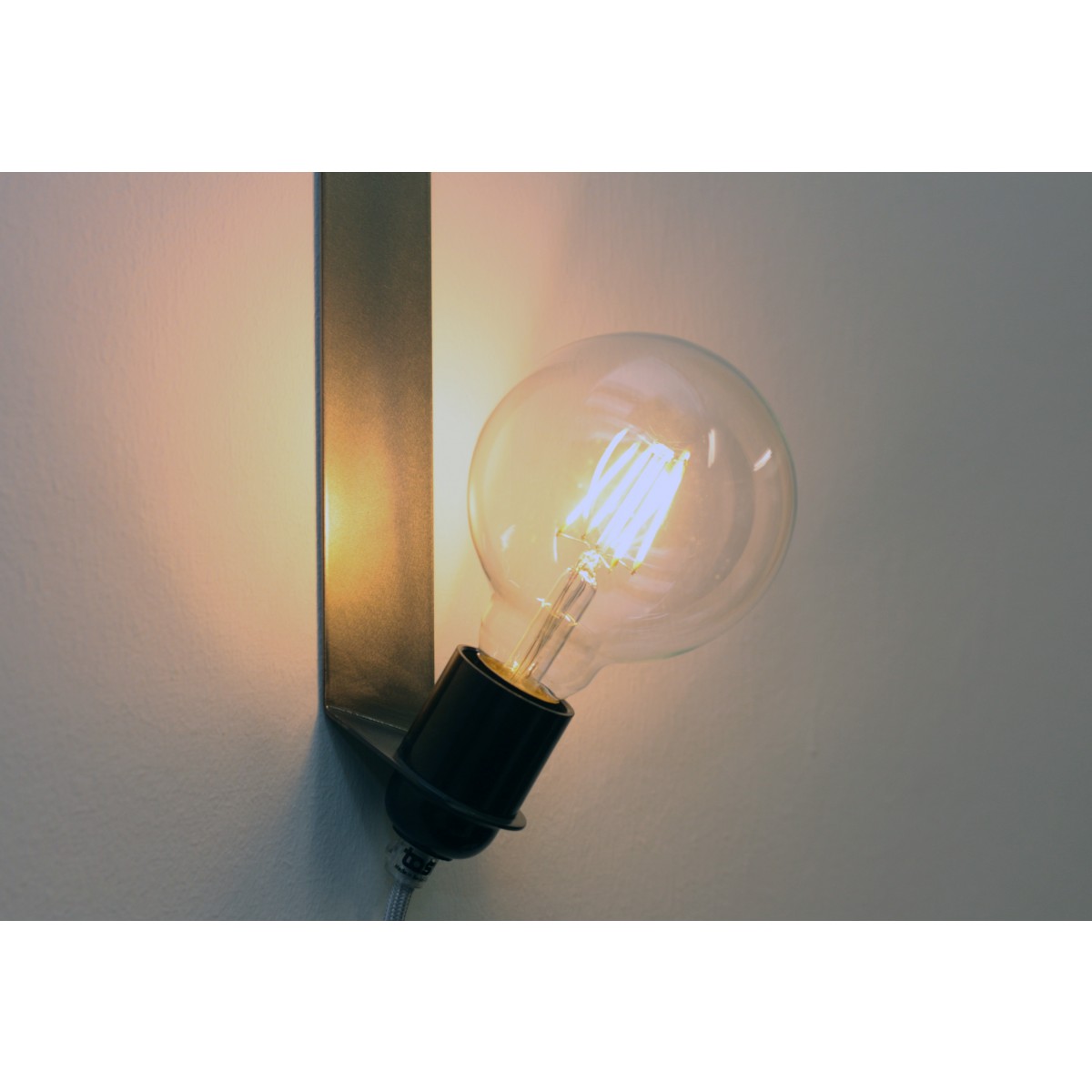 toshi LED Globe Ø 95 (klar, E27, 4W)