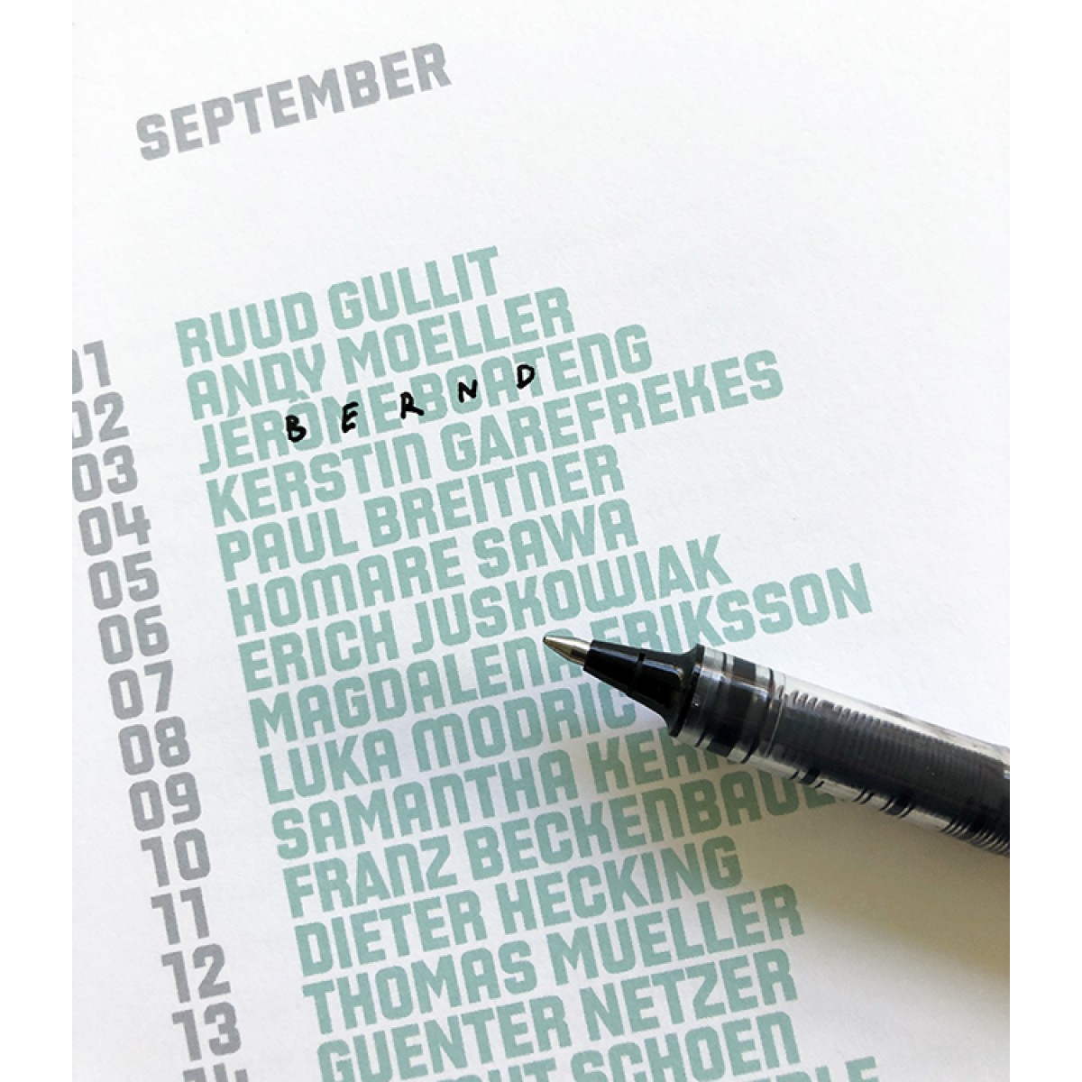 Immerwährender Geburtstagskalender DEAD & ALIVE Vol. 03 – Football