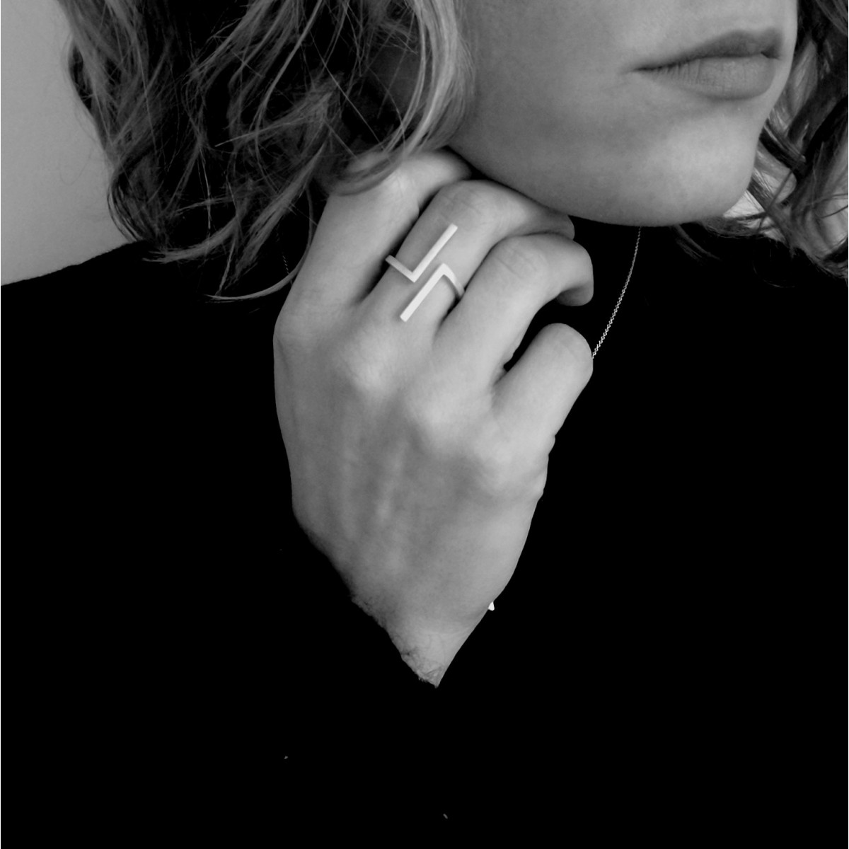 Ring "Verschoben" aus 925/- Silber von DOPPELLUDWIG