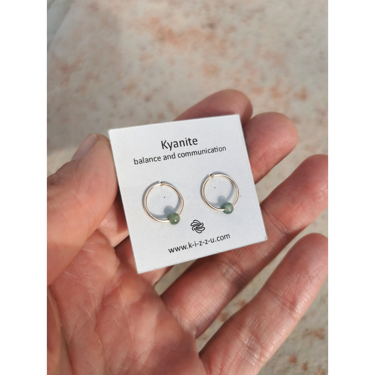Grüne Kyanit Ohrringe – Schlicht, edel und vielseitig - in Sterling Silber und (Rosé) Gold Filled - KIZZU Schmuck