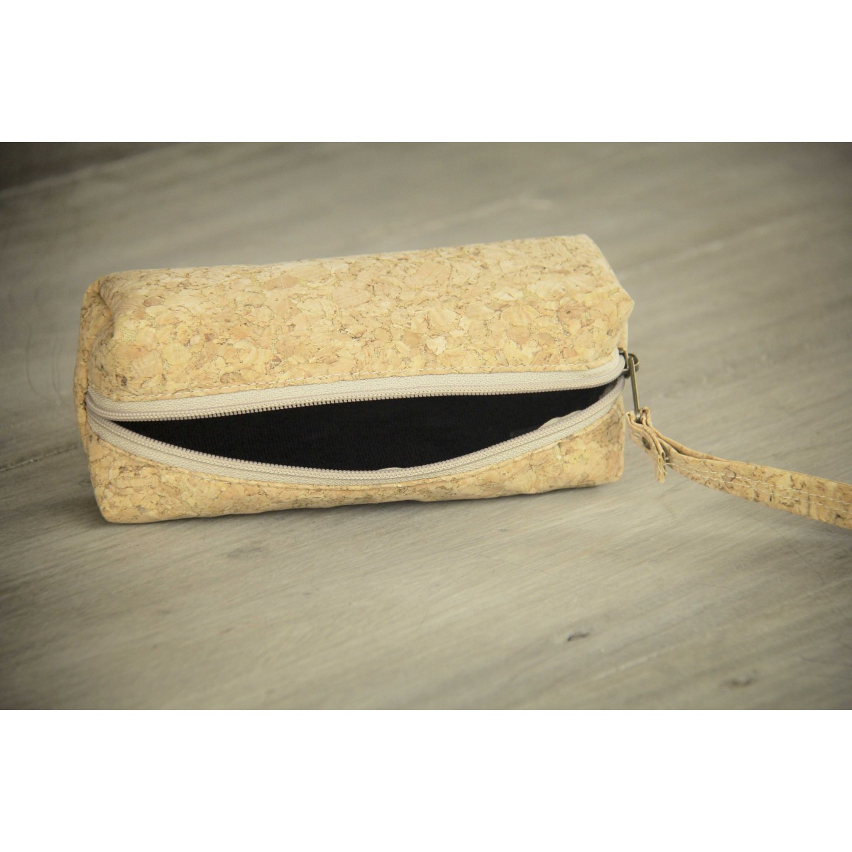 Federmappe, Etui aus Kork, handgefertigt BY COPALA