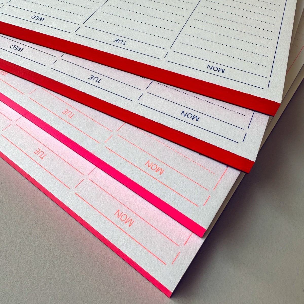 Risographie Wochenplaner Neon