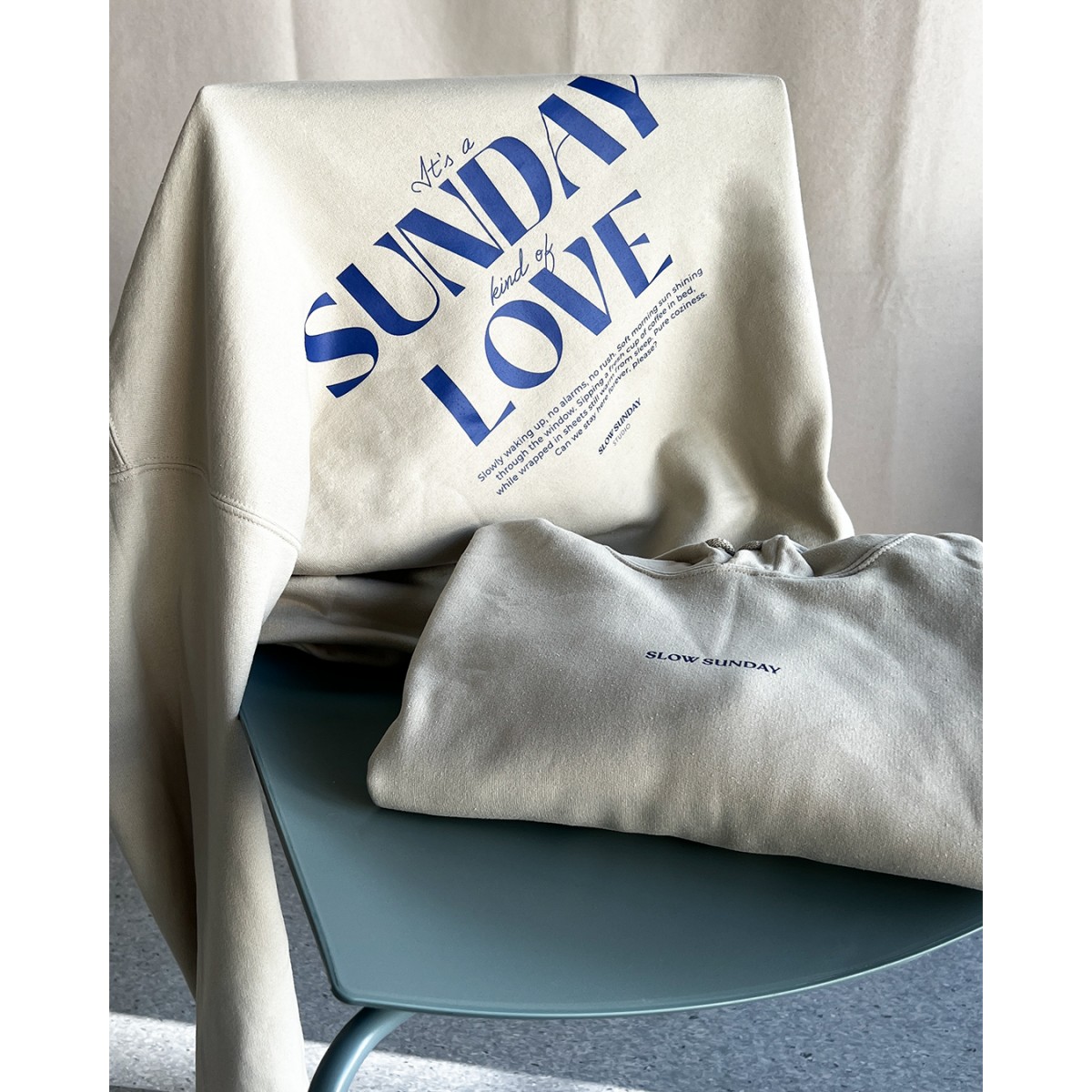 Oversized Backprint Hoodie "Its a Sunday kind of Love" | Statement Hoodie, Aesthetic, Pullover, Beige Blau, Cozy Unisex | Sweater Slow Sunday