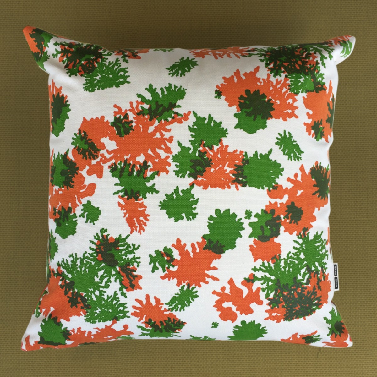 Print now - Riot later ● Kissen Koralle grün/orange, Stoffsiebdruck