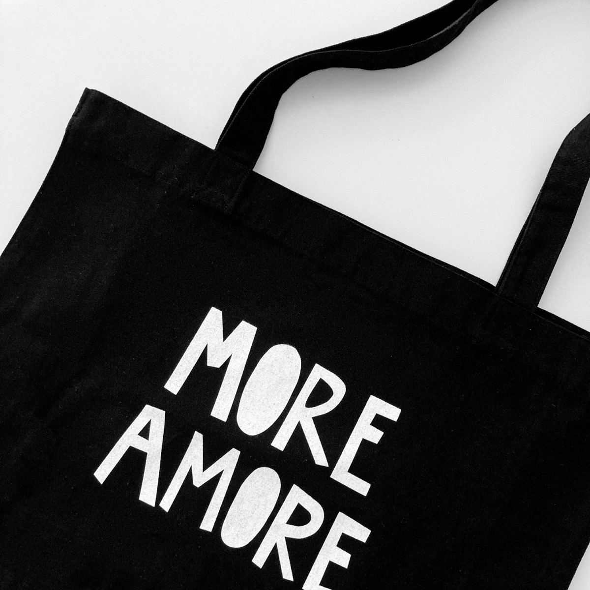 Love is the new black — More Amore Shopper