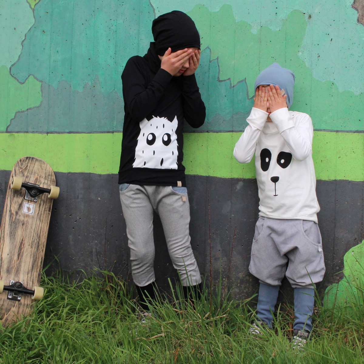 Wunschbrunnen | Hoodie "Monstaaa" | kids | Schwarz/Weiß