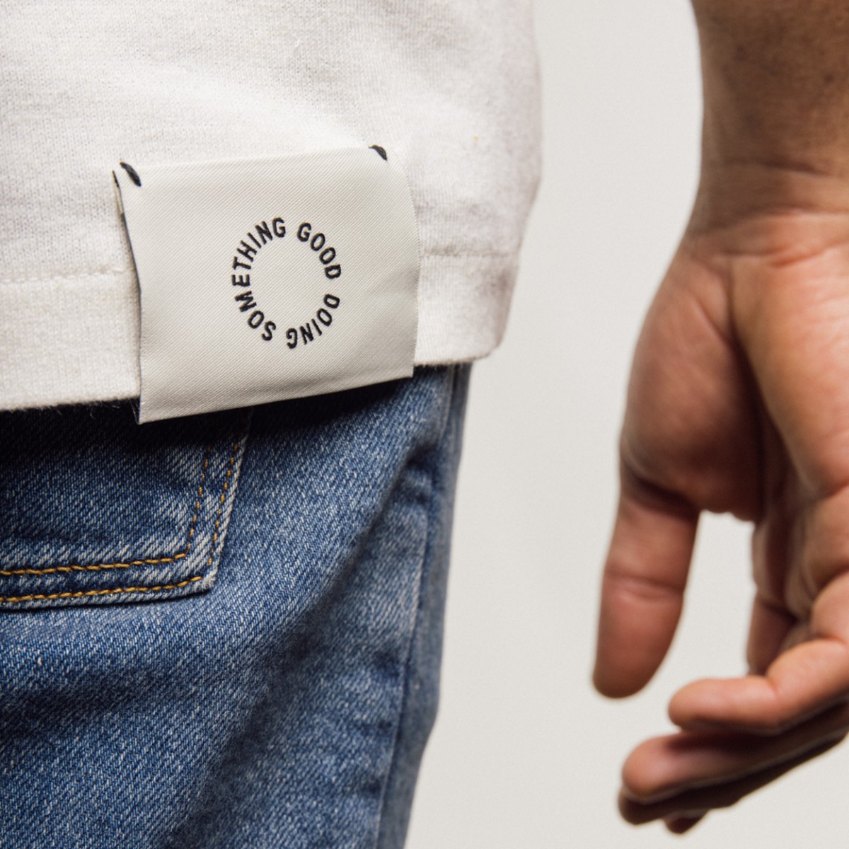 Doing Something Good – Shirt Koralle – Paradise Security 