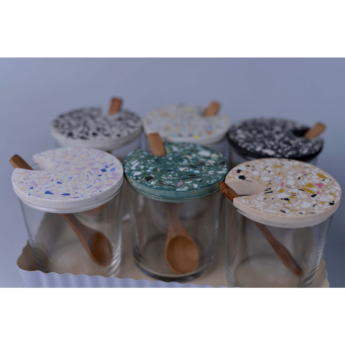 objet vague / Terrazzo Zuckerdose mit Holzlöffel / Blau