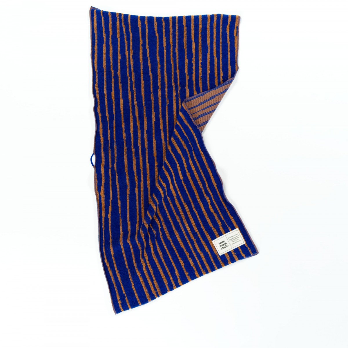 Towel.Studio | Stripe Handtuch | Azure & Chestnut
