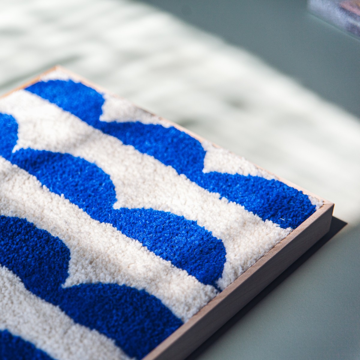 Gerahmter Wandteppich - WAVES
// Rosa Rauscher