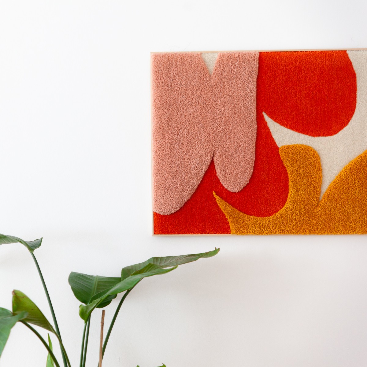 Handgemachter Tufting Wandteppich "VividBloom" // Rosa Rauscher