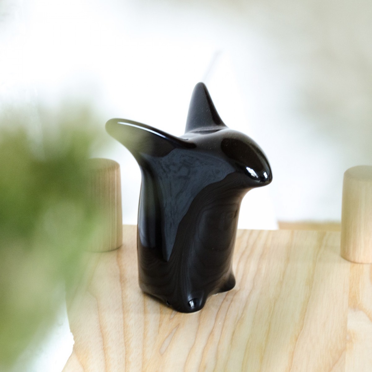 halblang | Curious Penguin | Dekofigur | Porzellan