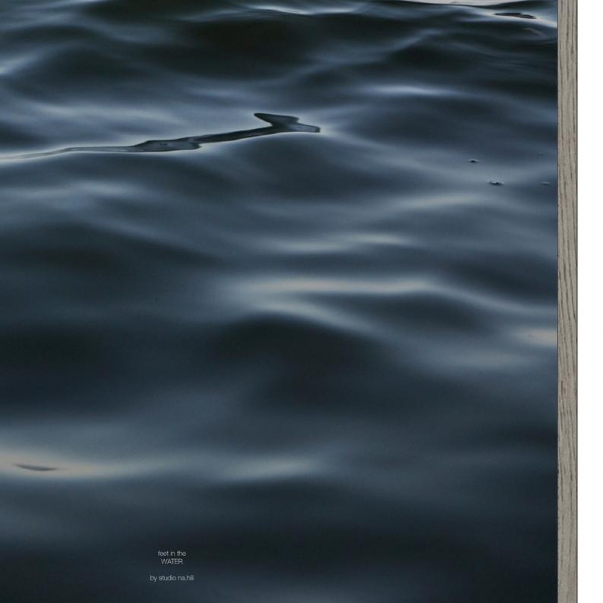 nahili ARTPRINT/POSTER "feet in the WATER" (DIN A1/A3 & 50x70cm) Fotografie Wasser & Wellen
