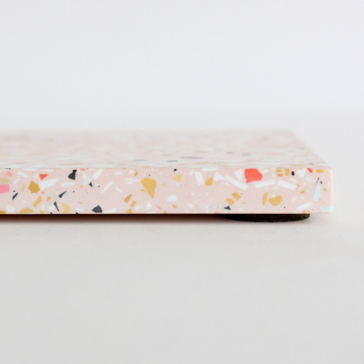 Terrazzo Tablett / Koralle / objet vague