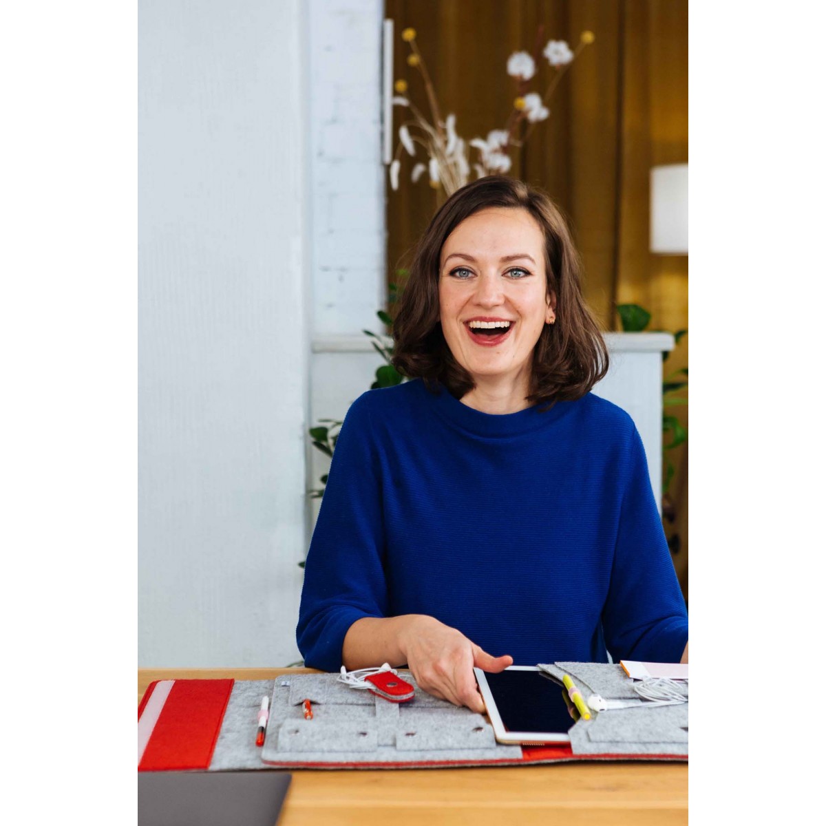 RÅVARE 13" Tablet-Organizer im skandinavischen Stil aus Filz, funktionales A4-Businessetui