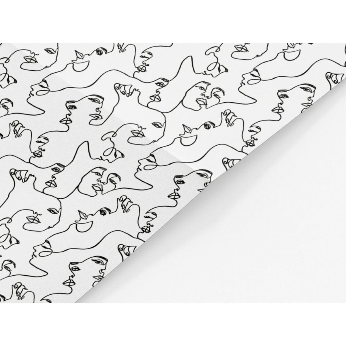 typealive / Geschenkpapier / Faces (gefaltet)