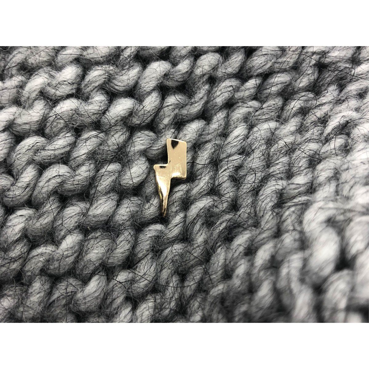 typealive / Pin / Electrifying