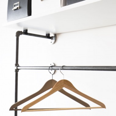 Industrial Design Garderobe & offenes Kleiderschranksystem in Wunschgröße - Kleiderständer für Wandmontage aus Wasserrohr DUO HIGH