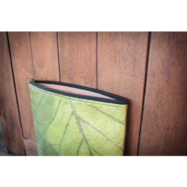 Nachhaltige vegane 15–16 Zoll Laptoptasche aus Blättern, MacBook Hülle – Vegan Leder mit Zipper in grün