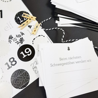 Bow & Hummingbird Adventskalender Schwarz/Weiß