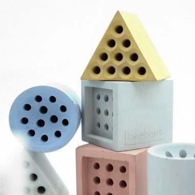 beehaus - Bienen-Hotel und Nisthilfe aus Beton im Bauhaus-Design von Grellroth, 3er Set