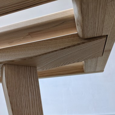 MAXLUZI Bett aus Eschenholz