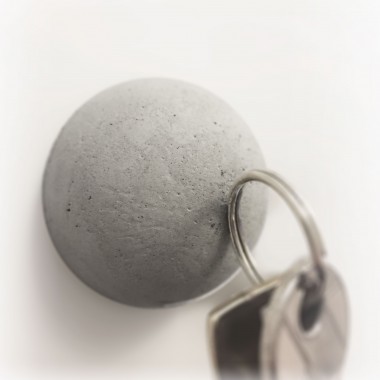 Dot. Der Beton-Magnet von Grellroth Design