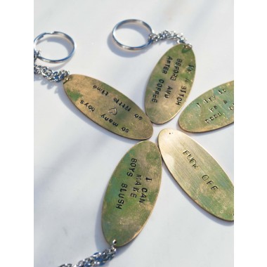 iloveblossom NAUGHTY BUT NICE Schlüsselanhänger / Oval Tags