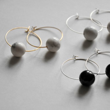 nahili CREOLEN "simple" Ohrringe  Marble Dots Naturstein Marmor Howlith 
