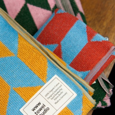 Towel.Studio | Arrow Tail Handtuch | Sky & Brick
