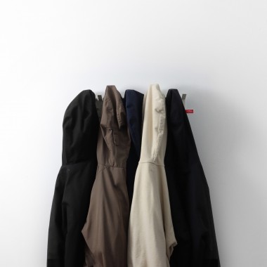 OBE Wandgarderobe in Weiss |  stadtteile