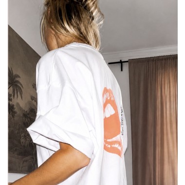 THE BED SHIRT – Oversized T-Shirt mit Rückenprint
