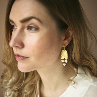 Gudbling // Geometrische Gudbling // Statement Ohrringe mit Süßwasserperlen