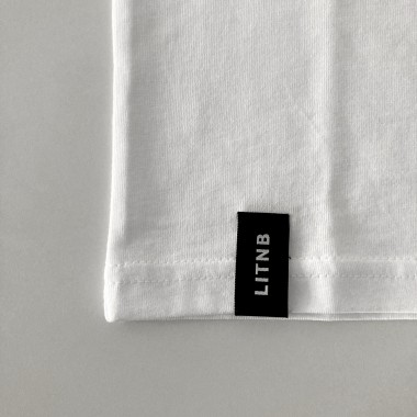 Love is the new black — More Amore / Unisex T-Shirt white