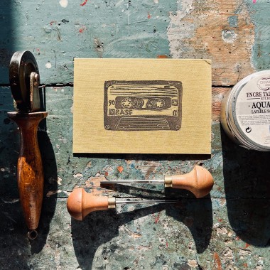 Retro - Musikkassette - Tape - K7
Linoldruck von papelami