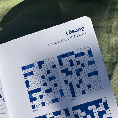 Lina (Neon Lime Kollektion) Notizbuch mit Kreuzworträtseln & Sudokus