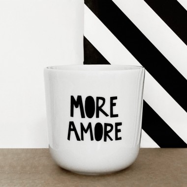 Love is the new black — Becher "More Amore"